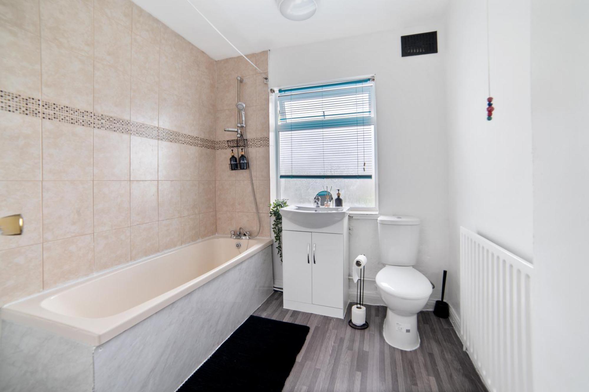 Exclusive Deals L Last-Minute Reserve L Townhouse With Sleeps 6 L Braunstone Town , Leicester L By Zen Nights Short Lets & Serviced Accommodations Dış mekan fotoğraf