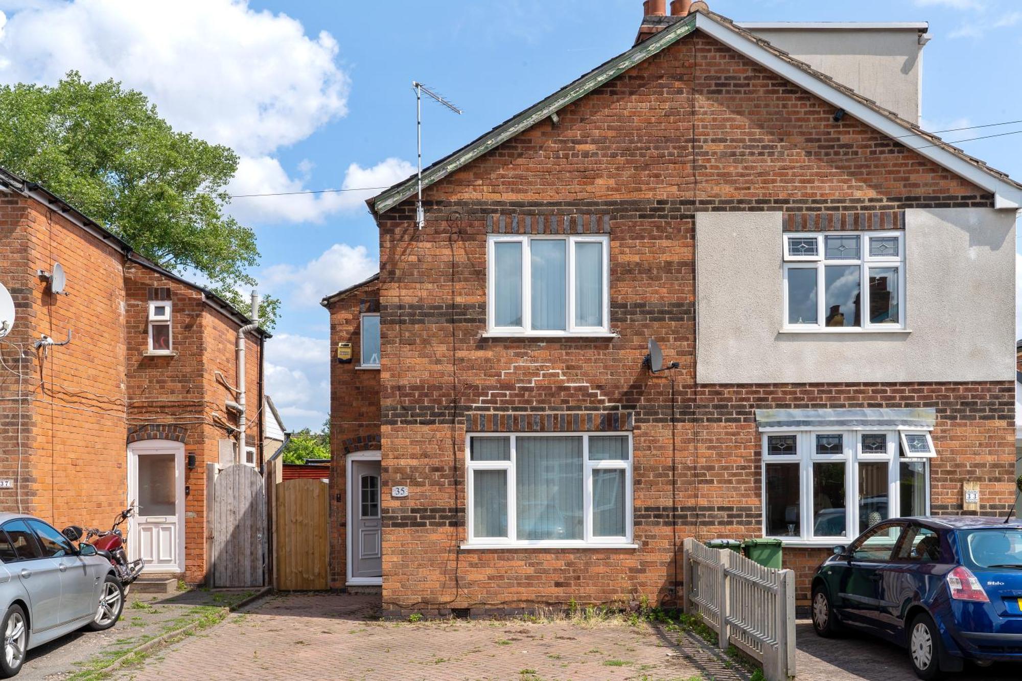 Exclusive Deals L Last-Minute Reserve L Townhouse With Sleeps 6 L Braunstone Town , Leicester L By Zen Nights Short Lets & Serviced Accommodations Dış mekan fotoğraf
